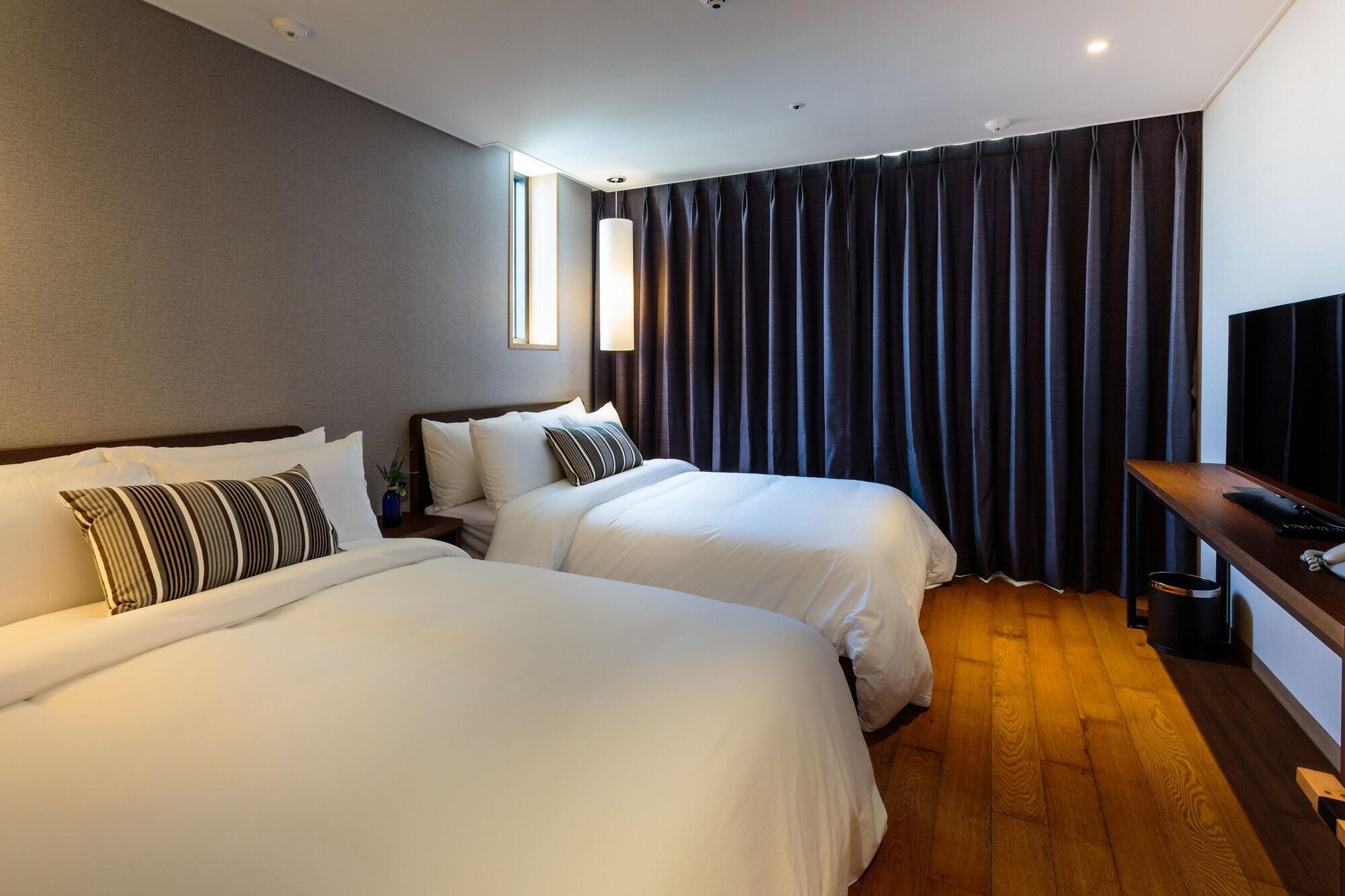 Hotel Alegria Seogwipo Ngoại thất bức ảnh